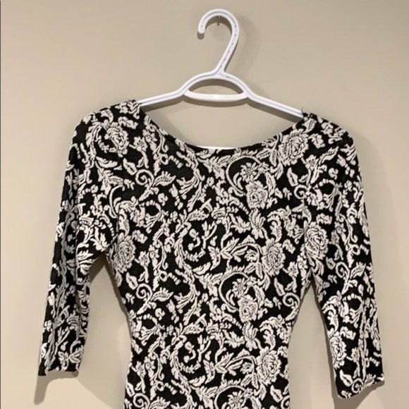 Black and White Floral Dress - Women’s Size Small - Picture 3 of 10